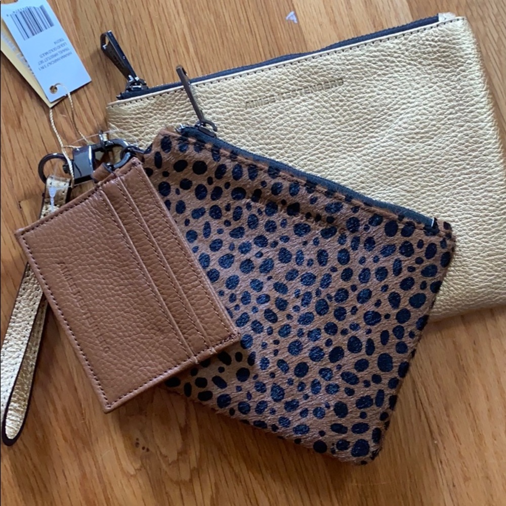 Wristlet bags